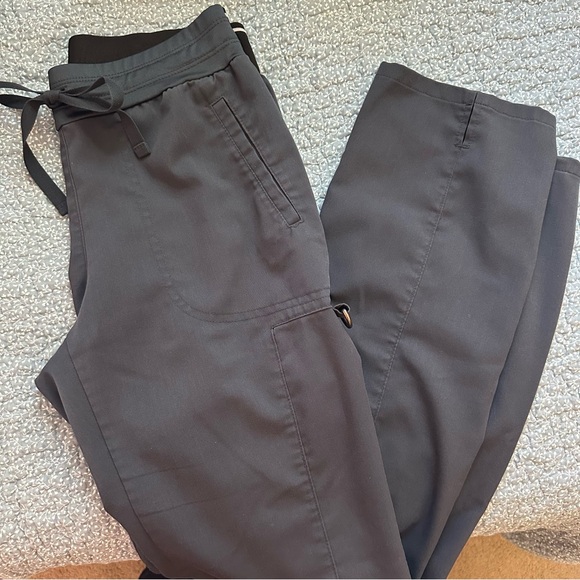 Kim 3-Pocket Mid-Rise Straight Leg Scrub Pant - Picture 1 of 7